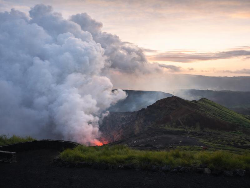 Full-Day Masaya Volcano, Art Market & White Villages Tour